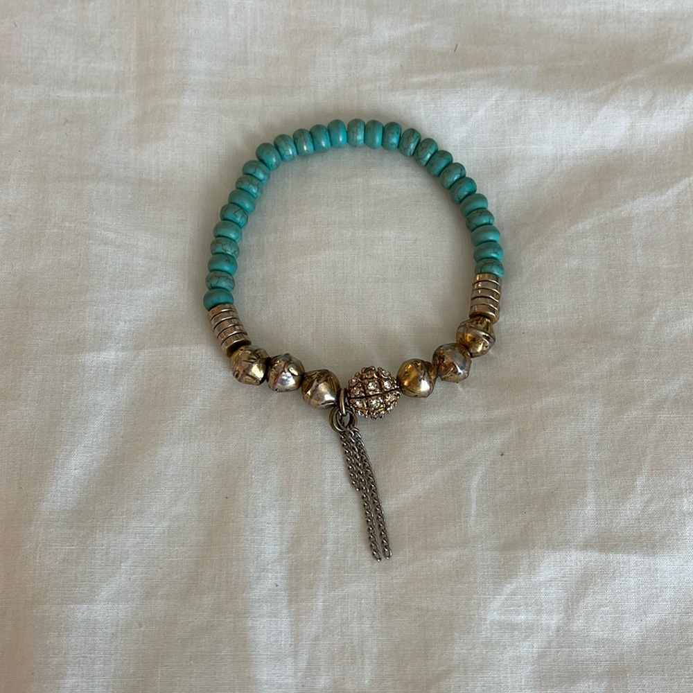 Beautiful stretch turquoise and brass bracelet